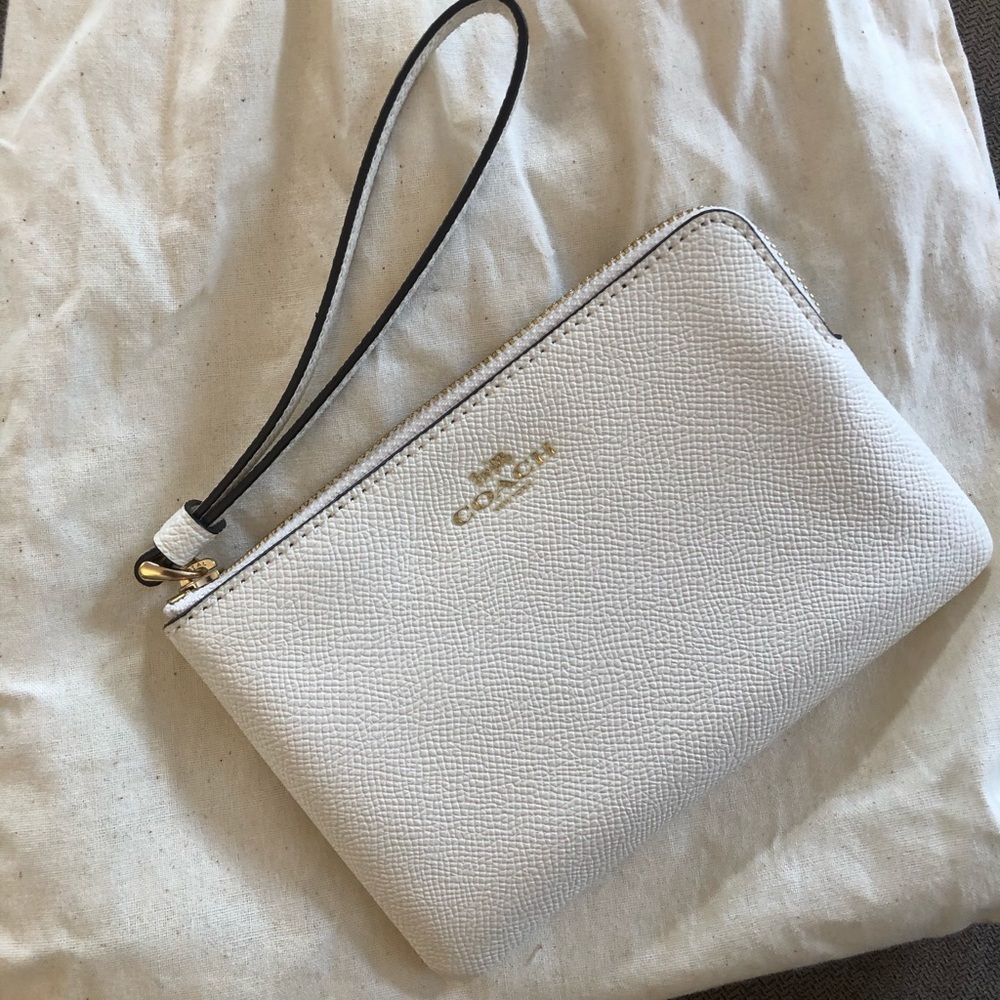NWOT Coach wristlet, chalk white